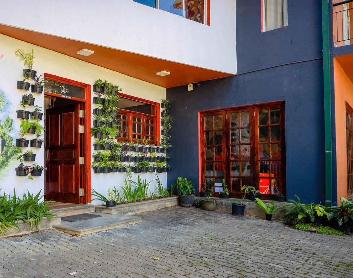 Funk Bunk - Mount View Lodge Kandy Exterior foto