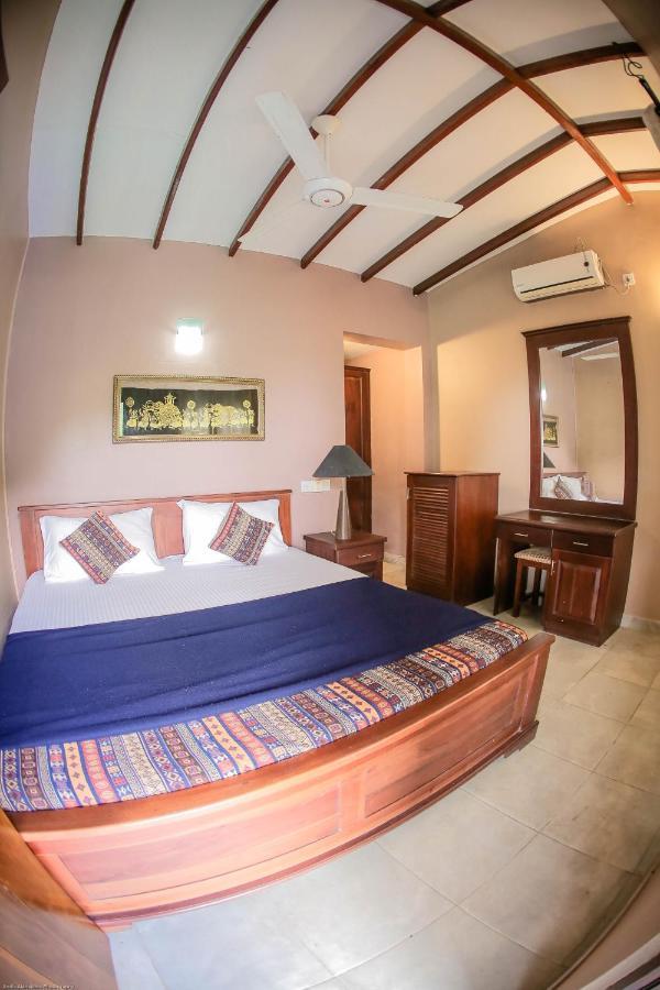 Funk Bunk - Mount View Lodge Kandy Exterior foto