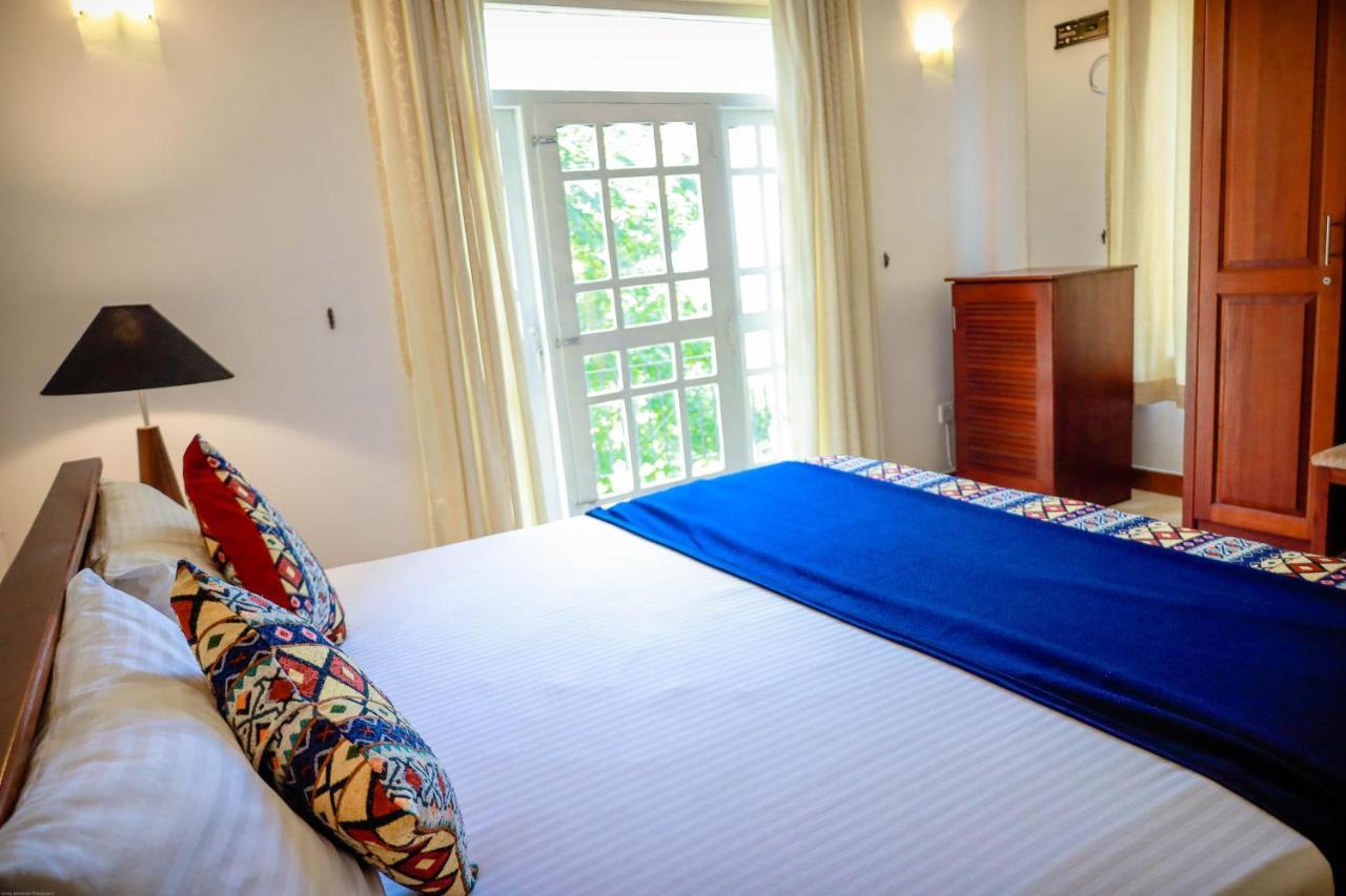 Funk Bunk - Mount View Lodge Kandy Exterior foto