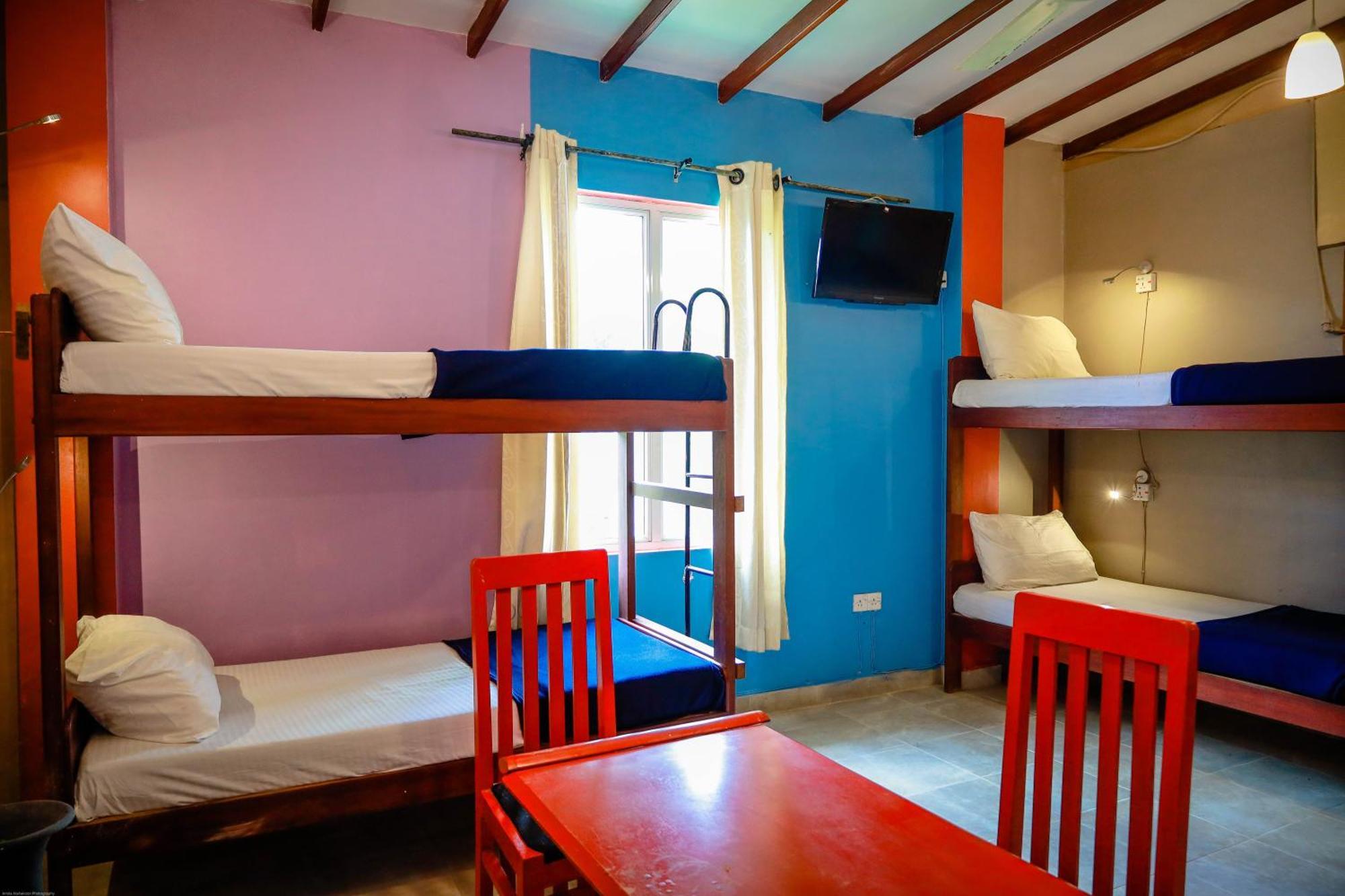 Funk Bunk - Mount View Lodge Kandy Exterior foto
